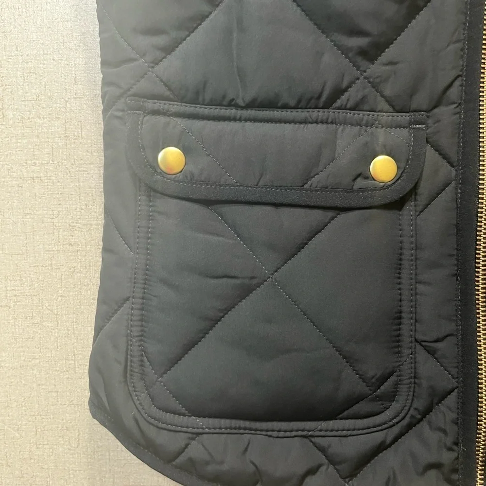 J.Crew XXS puffer vest jacket with snap pockets in black